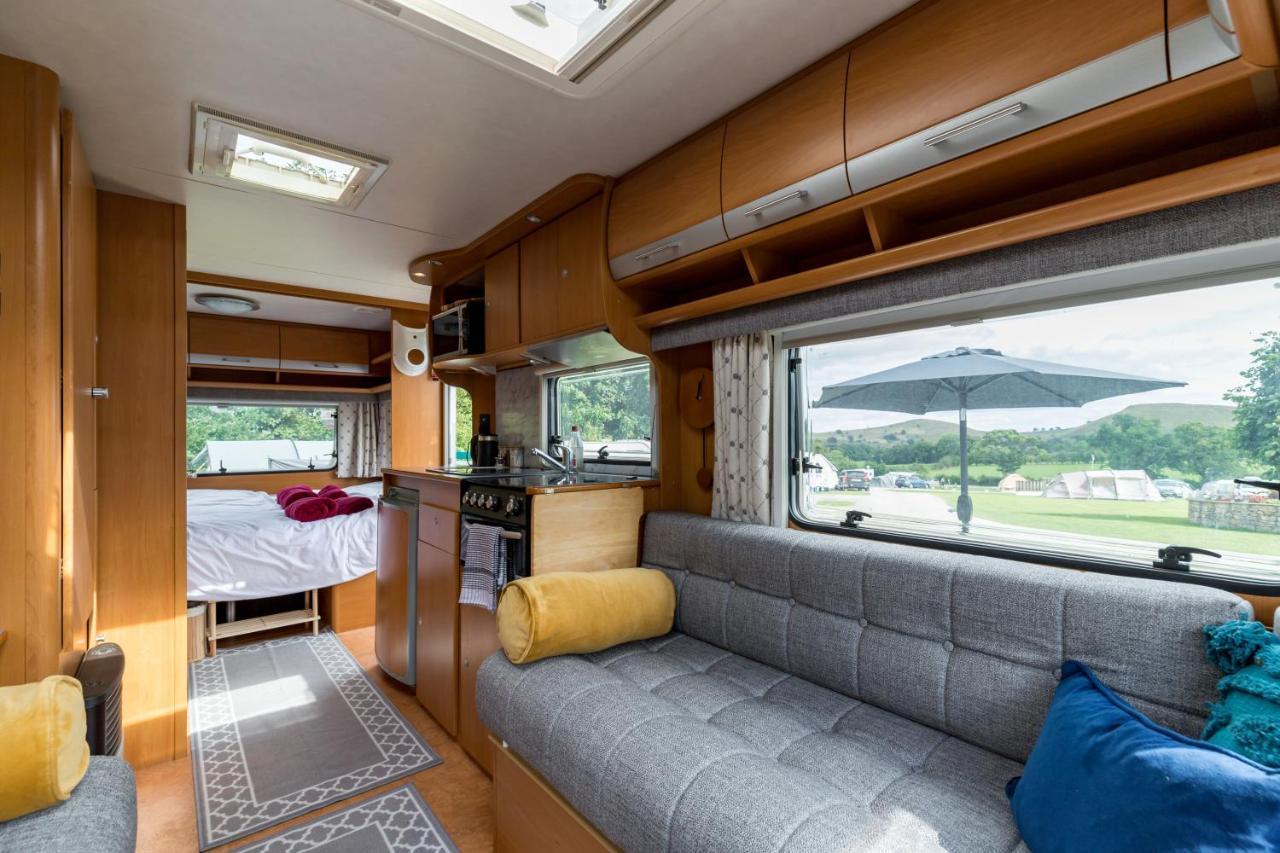 Cosy Caravan On Luxury Campsite Hulme End Kültér fotó