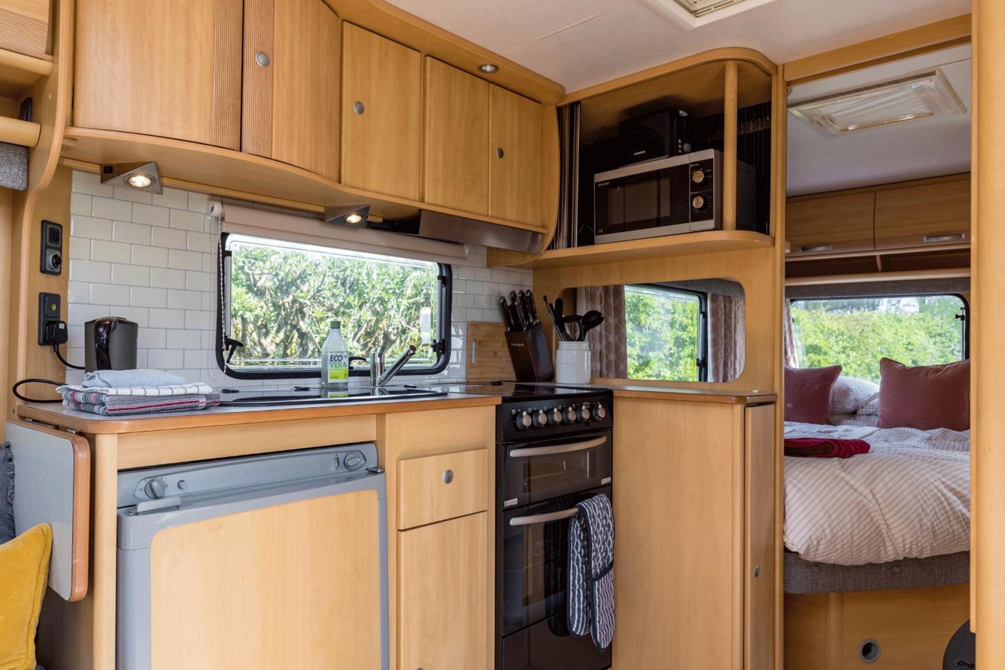 Cosy Caravan On Luxury Campsite Hulme End Kültér fotó